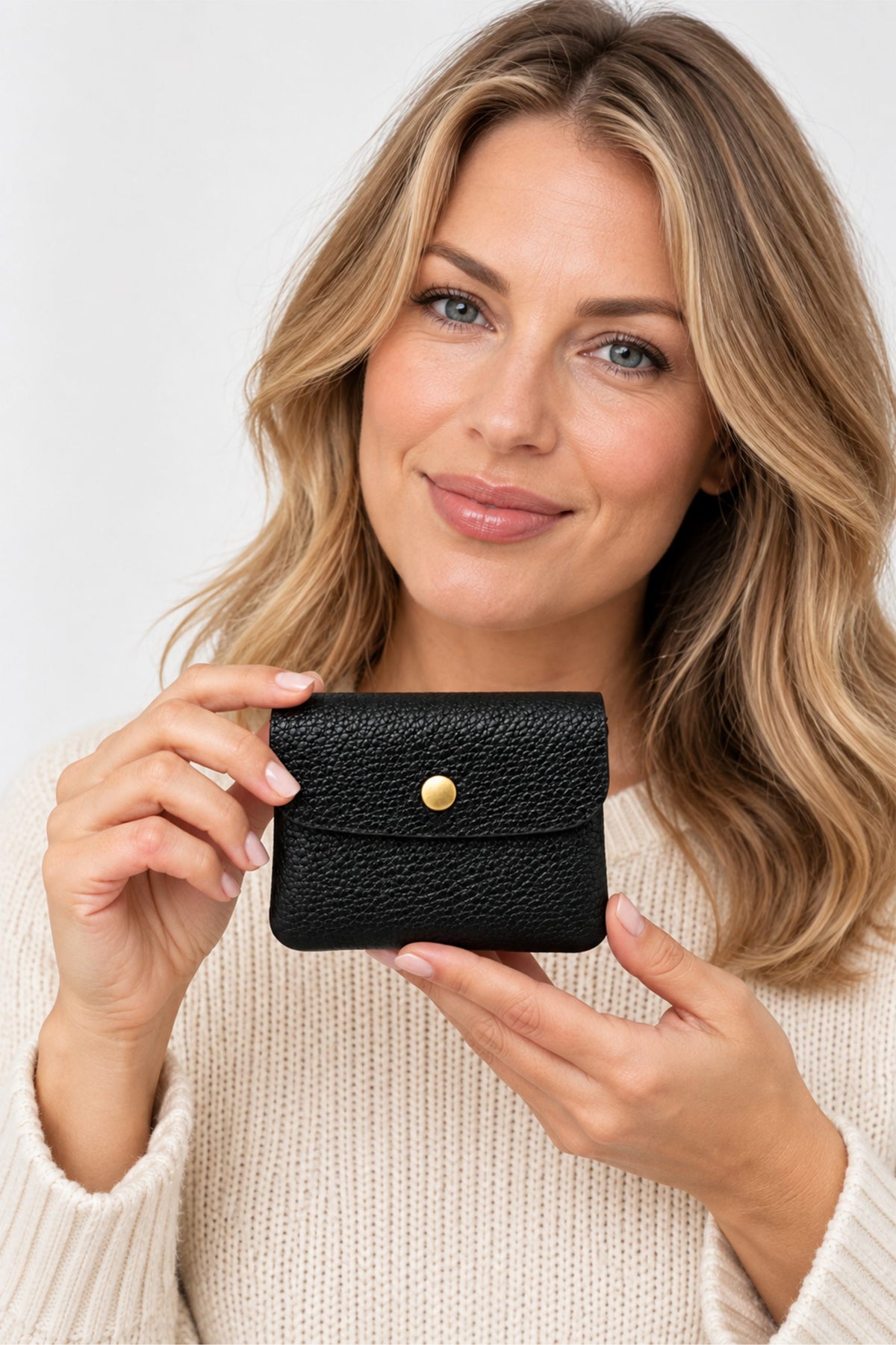 Genuine Italian Leather Compact Coin Purse with Snap Closure image 2