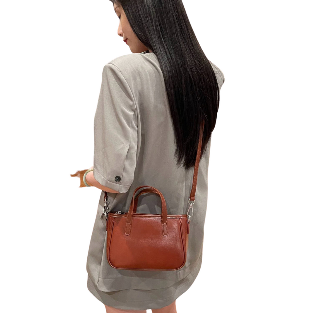 Sleek Design Compact Genuine Leather Shoulder Handbag image 7